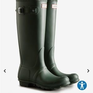 Hunter Original Tall Rain  boots size 8